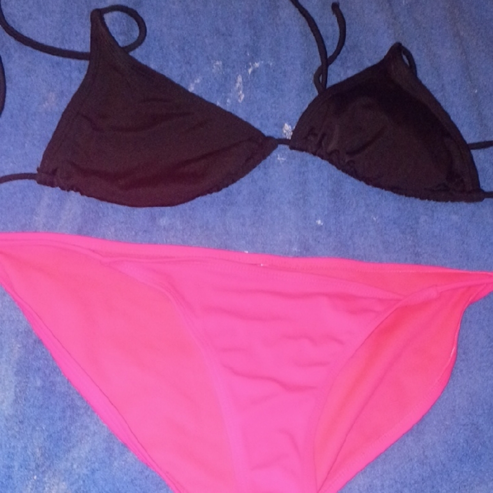 OP Women's Two-Piece Bikini Set - Black Top & Pink Bottom